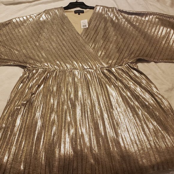 Eloquii Dress Pleated Kimono Sleeve Mini Silver/Gold Size 28 NWT - Picture 11 of 11